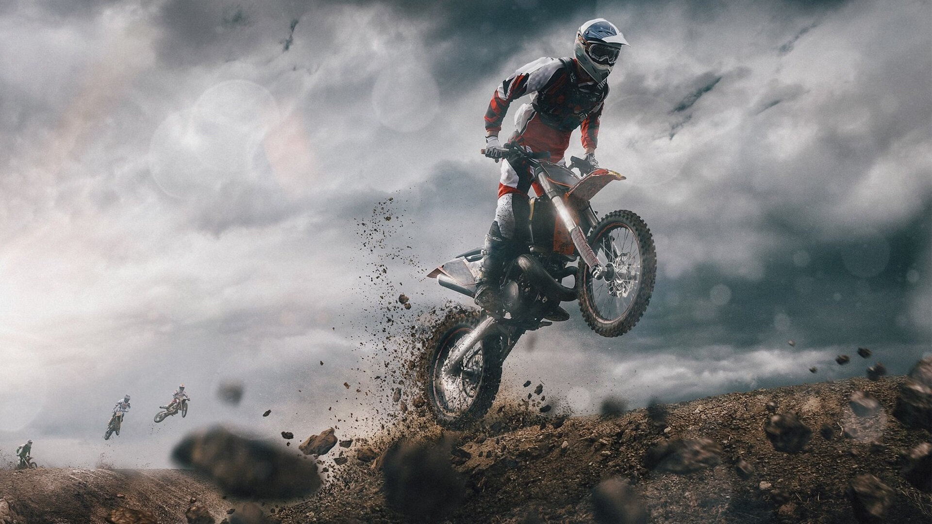 普拉提与功能性训练结合，提升身体素质，普拉提和力量训练结合